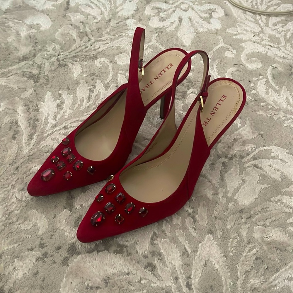Hot red Ellen Tracy embellished heels